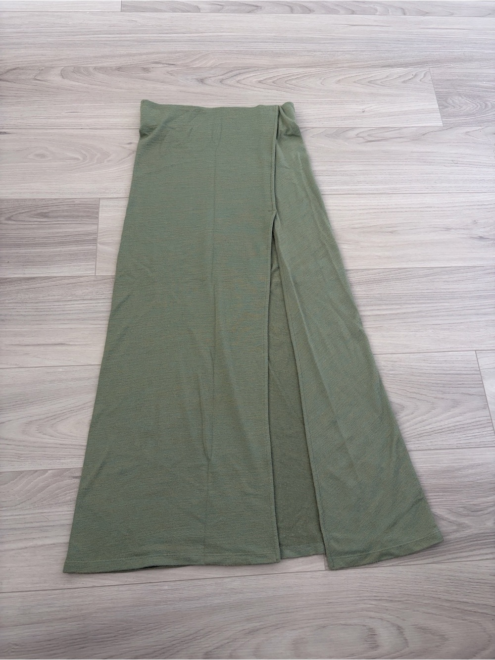 Wilfred Olive Green Maxi Skirt with Side Slit